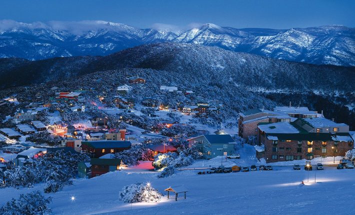 Il fascino di Mount Buller la sera